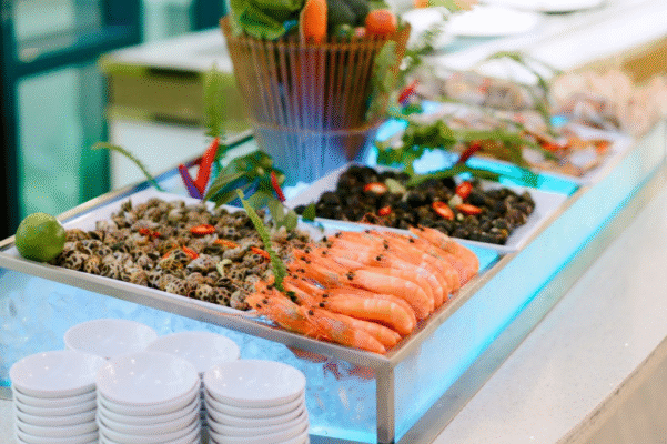 Ăn sáng tại Bayview - Vinpearl Hạ long