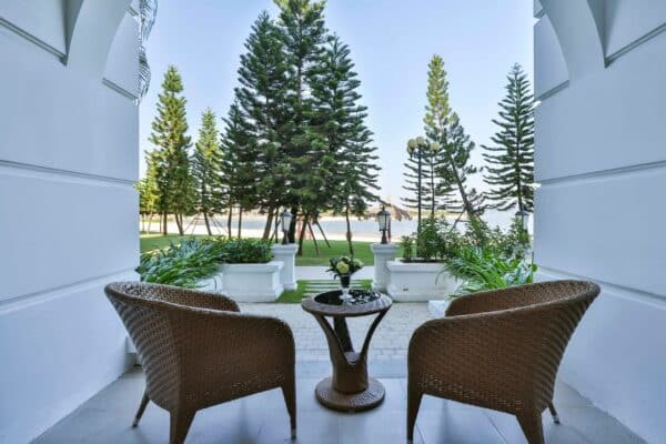 Deluxe Terrace Vinpearl Hạ Long