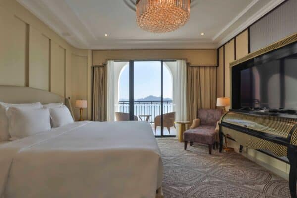 Executive Suite Vinpearl Ha Long