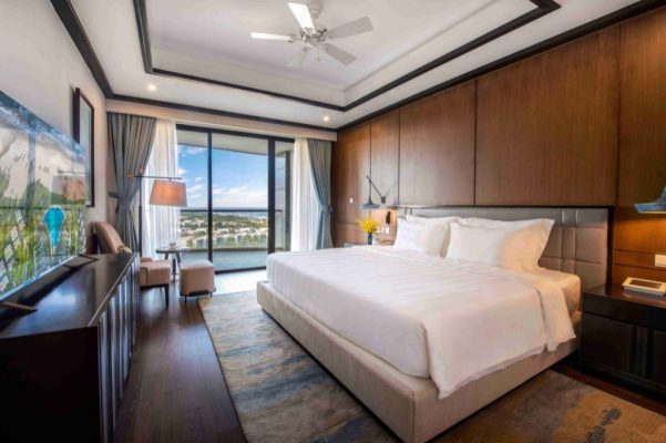 Executive Suite - Vinpearl Nam Hoi An-01