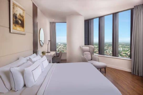 Premium Corner View Room - Vinpearl Hotel Ha Tinh-03