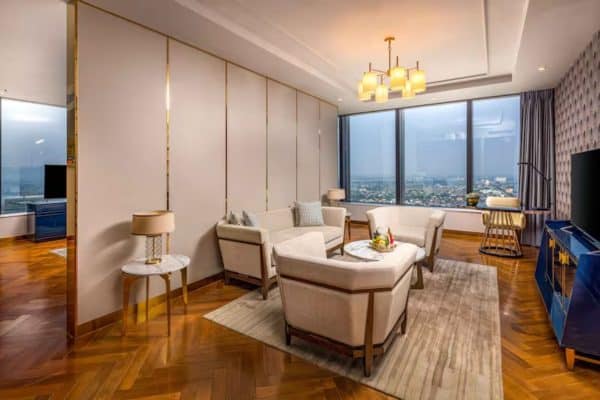 Suite Room - Vinpearl Hotel Ha Tinh-03