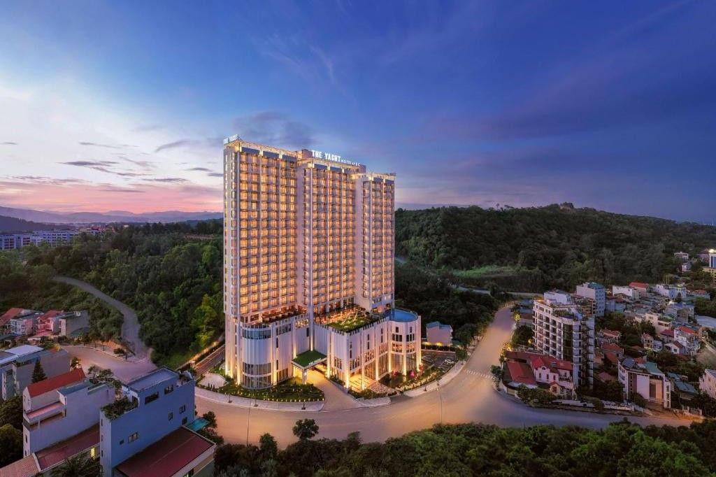 The Yacht Hotel By DC tại Bãi Cháy, Hạ Long