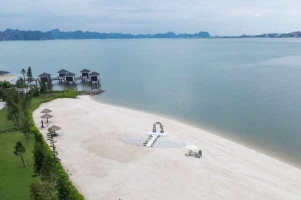 Tổ chức sự kiện - đám cưới tại Vinpearl Hạ Long