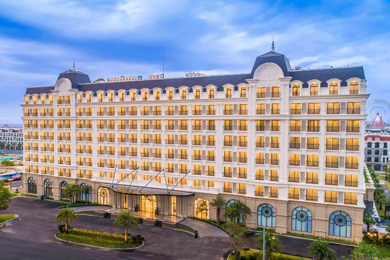 Vinholidays Fiesta Phú Quốc Hotel