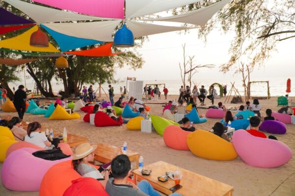 Vinholidays Fiesta Phú Quốc Hotel - Bãi biển (2)