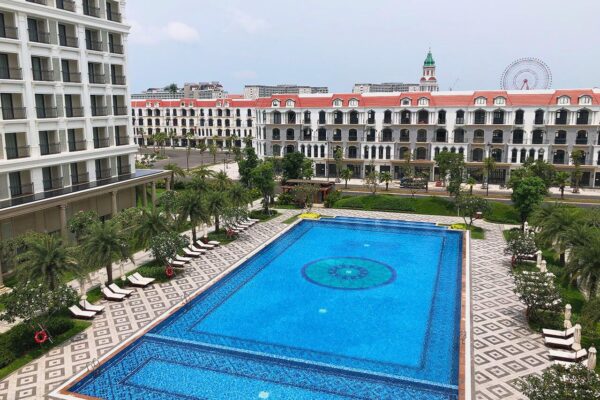 Vinholidays Fiesta Phú Quốc Hotel - Hồ bơi (2)