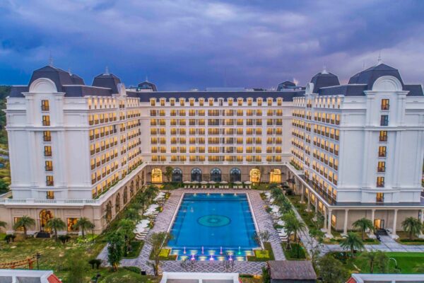 Vinholidays Fiesta Phú Quốc Hotel00