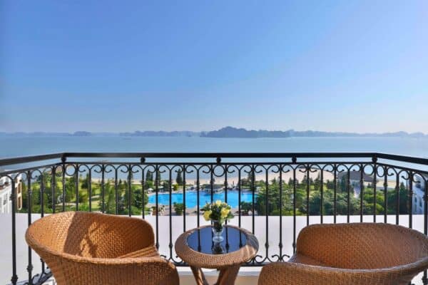 Vinpearl Ha Long - Deluxe Ocean View
