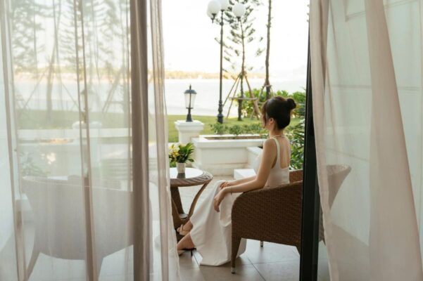 check-in tại phòng nghỉ vinpearl hạ long