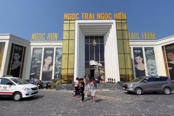 co so ngoc trai ngoc hien