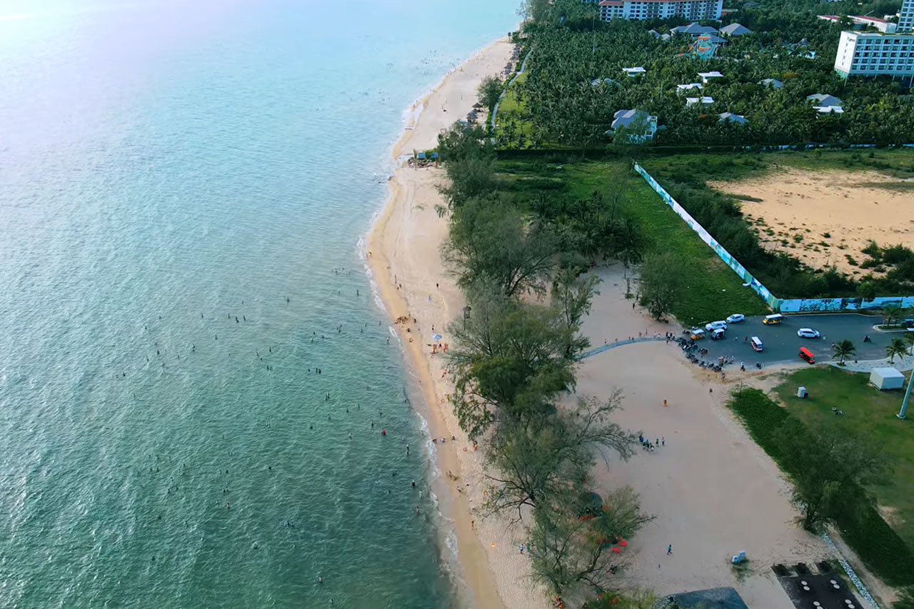 combo vinholidays fiesta phu quoc 3n2d hotel trung tam grand world buffet sang vinwonders free don tien san bay 5