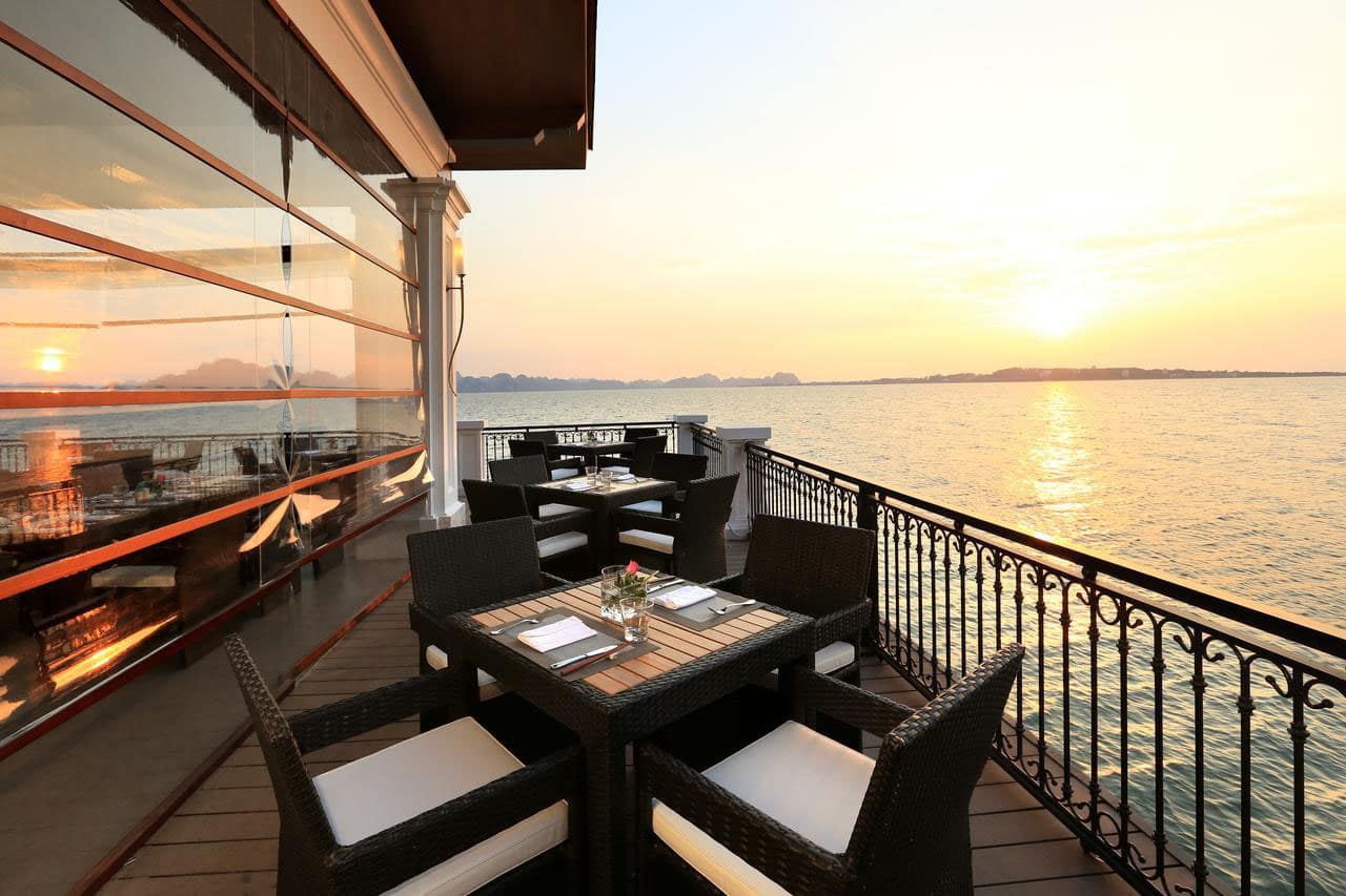Combo Vinpearl Hạ Long 3N2Đ (Buffet 2 bữa Sáng + Trưa) Combo Vinpearl Hạ Long 3N2Đ (Buffet 2 bữa Sáng + Trưa)