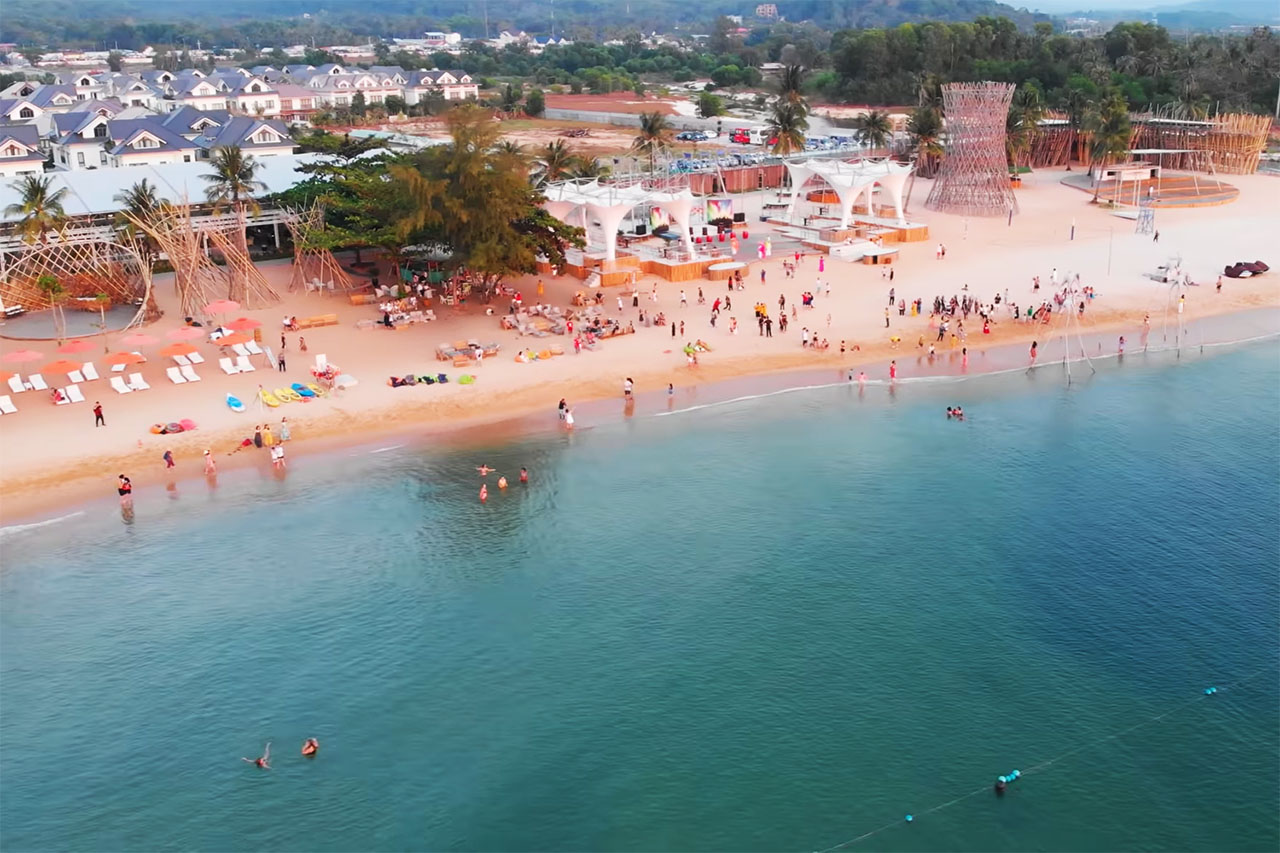 Bãi biển ở Sunset Sonato Phú Quốc