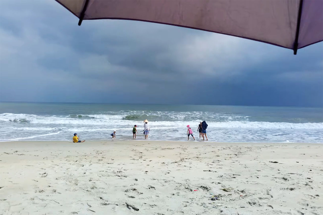 du lich da nang va hoi an thi tam bien o dau 8