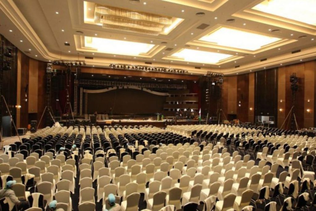 Trung tâm Hội nghị Quốc tế Hạ Long – biểu tượng của sự chuyên nghiệp và đẳng cấp.