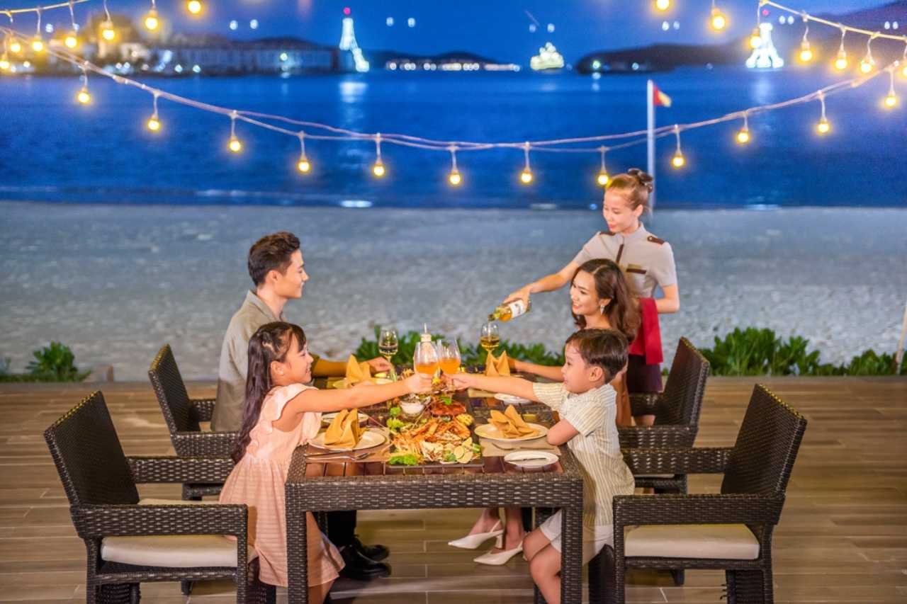 Tiệc ngoài trời tại Vinpearl Nha Trang