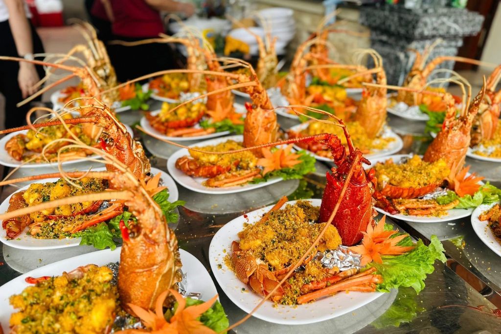 nhà hàng cua vàng hạ long