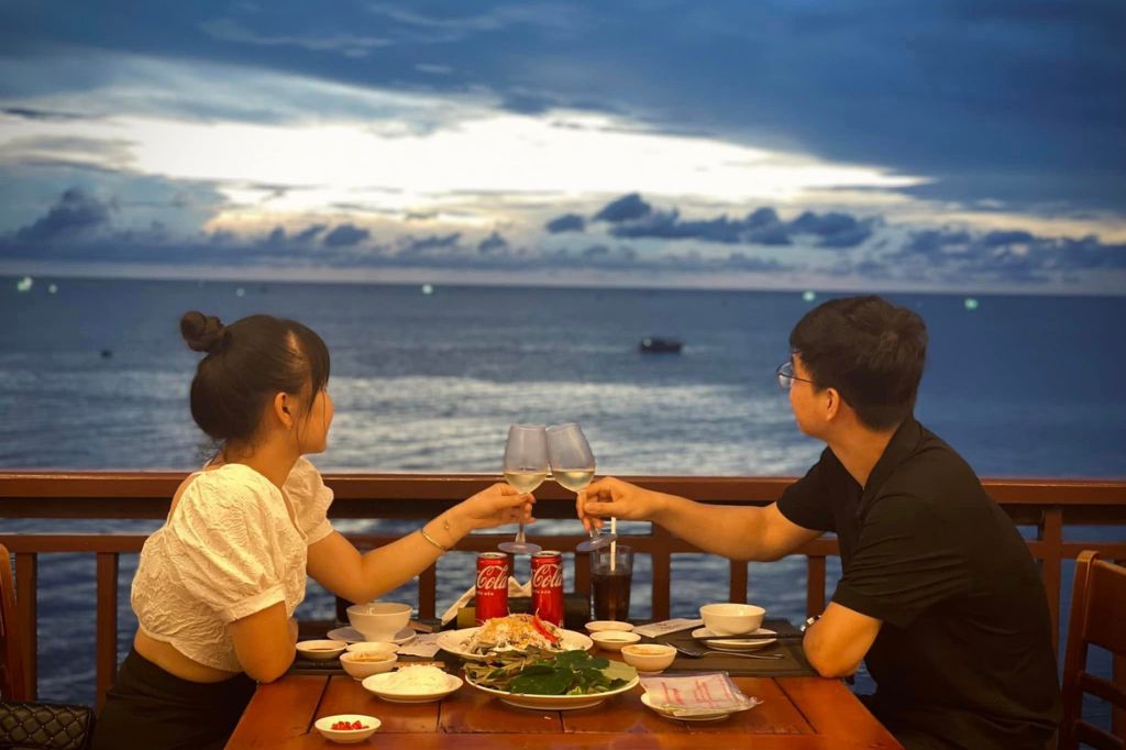 nhà hàng gỏi cá trích phú quốc