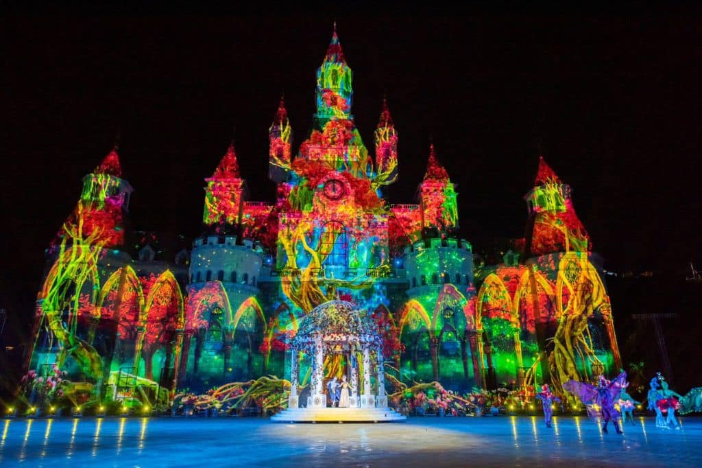 Trải nghiệm show Tata the Fairy tại VinWonders