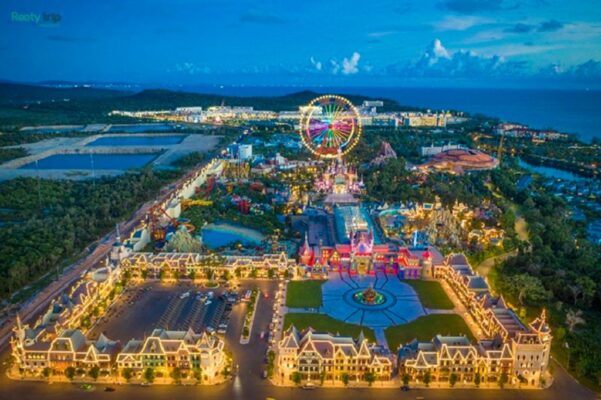 xe di chuyển trong vinpearl phú quốc