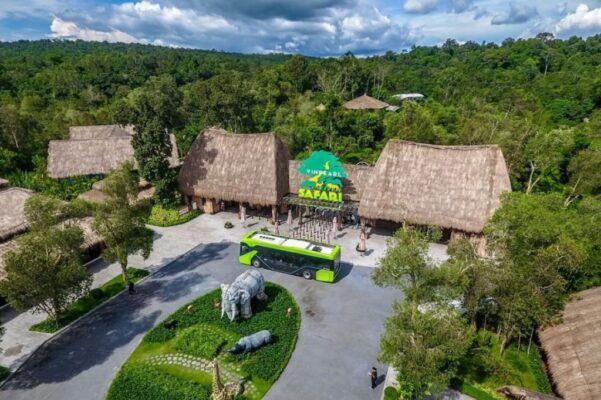 xe di chuyển trong vinpearl phú quốc